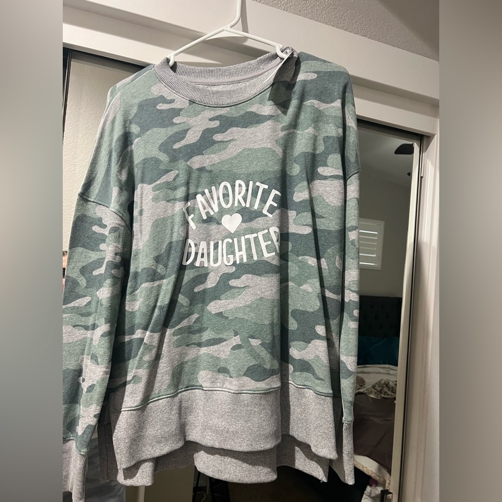 Favorite daughter sweater